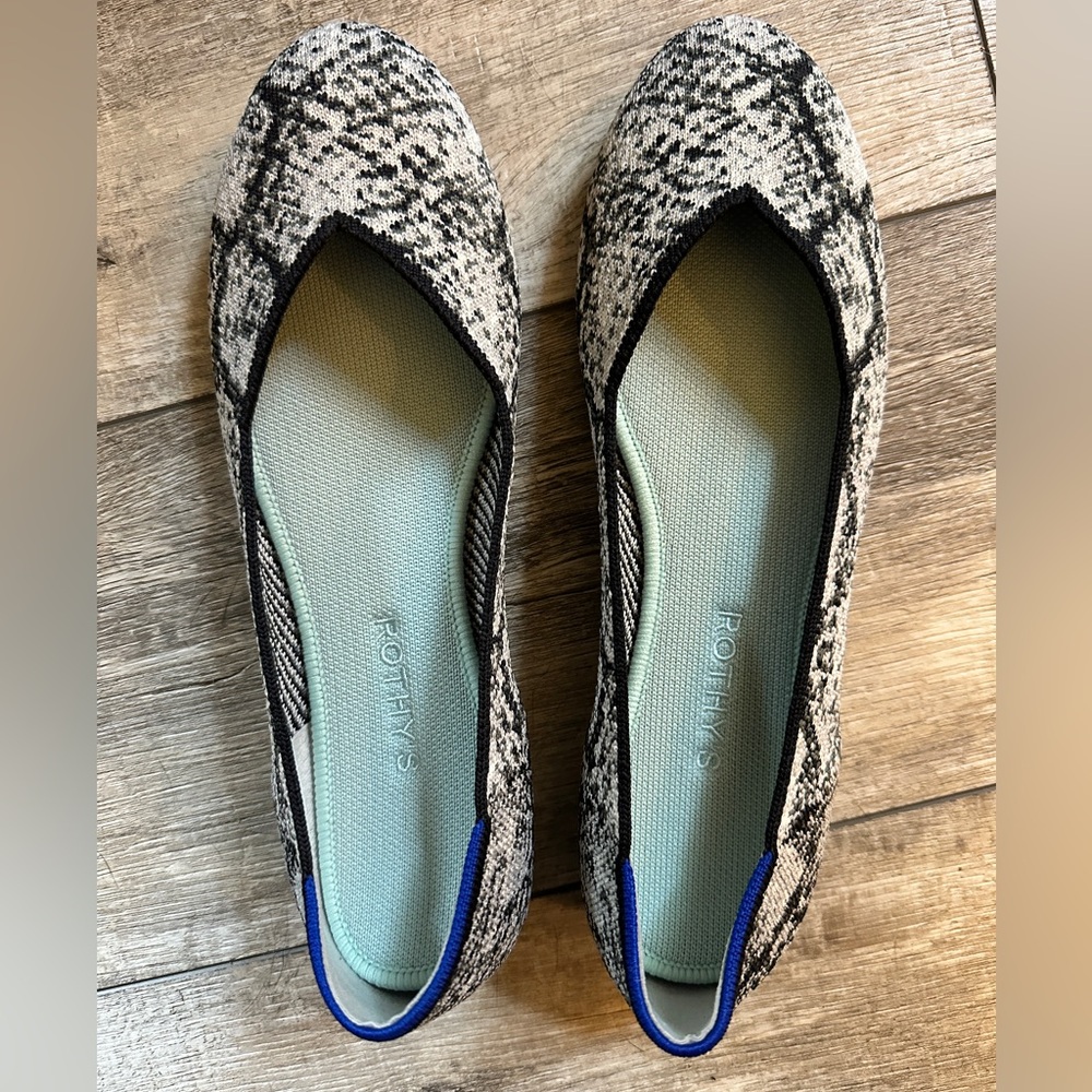 NWOT Rothy's Black and White Women’s flats